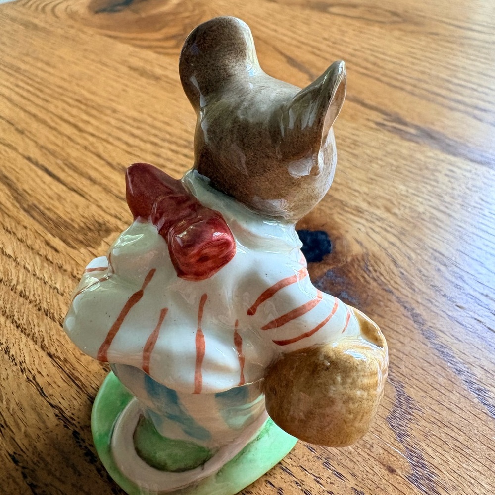 Beswick England old- 1948 Mrs Tittlemouse Beatrix Potter nursery figurine - Picture 6 of 12